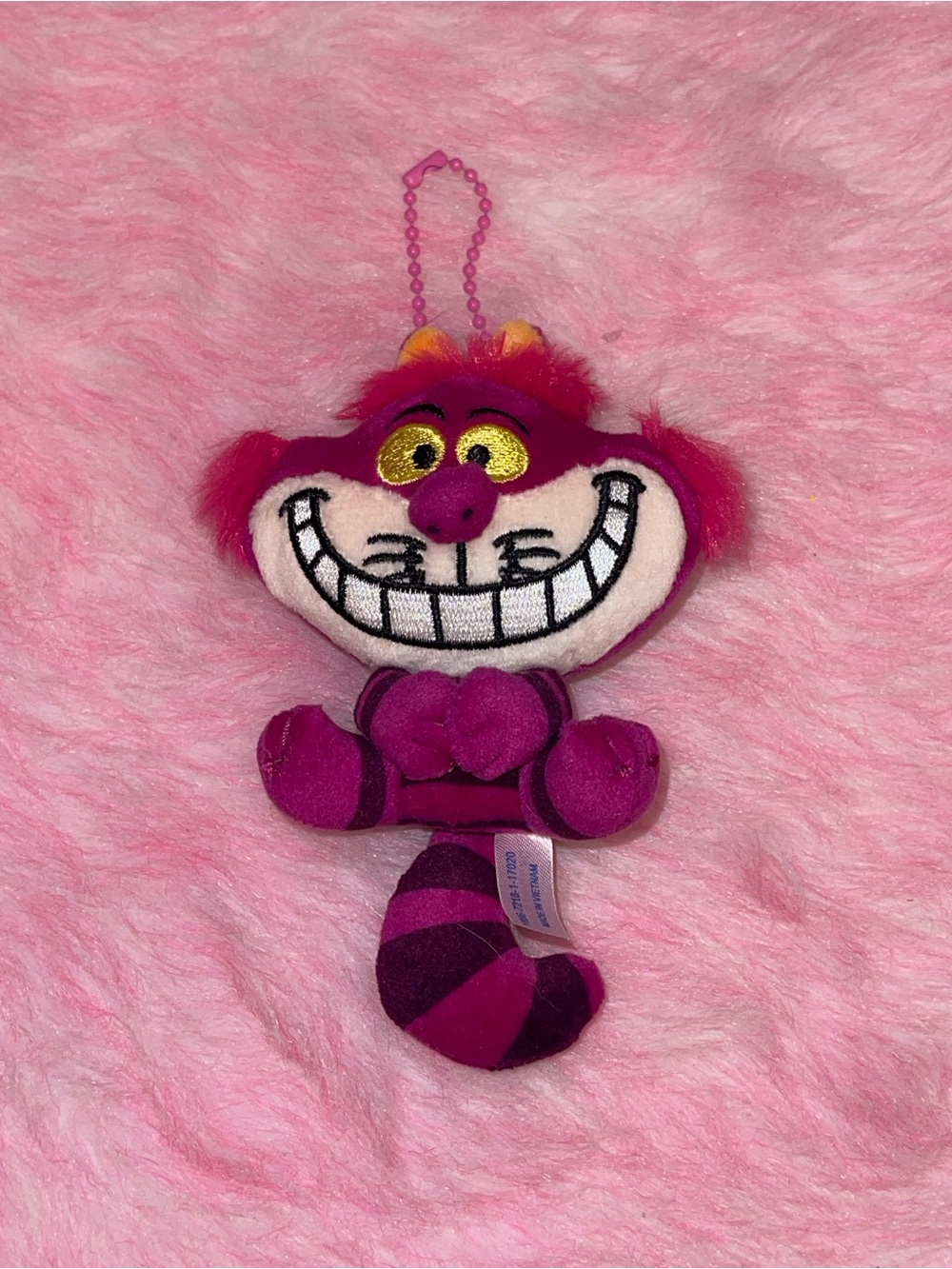 Alice in wonderland kawaii Cheshire Cat plush keychain toy Tokyo Disney Japan